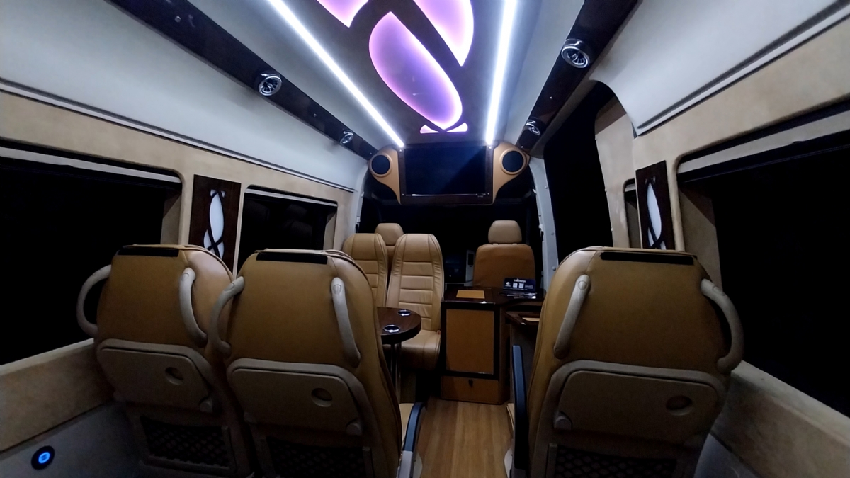 Mercedes VIP Sprinter